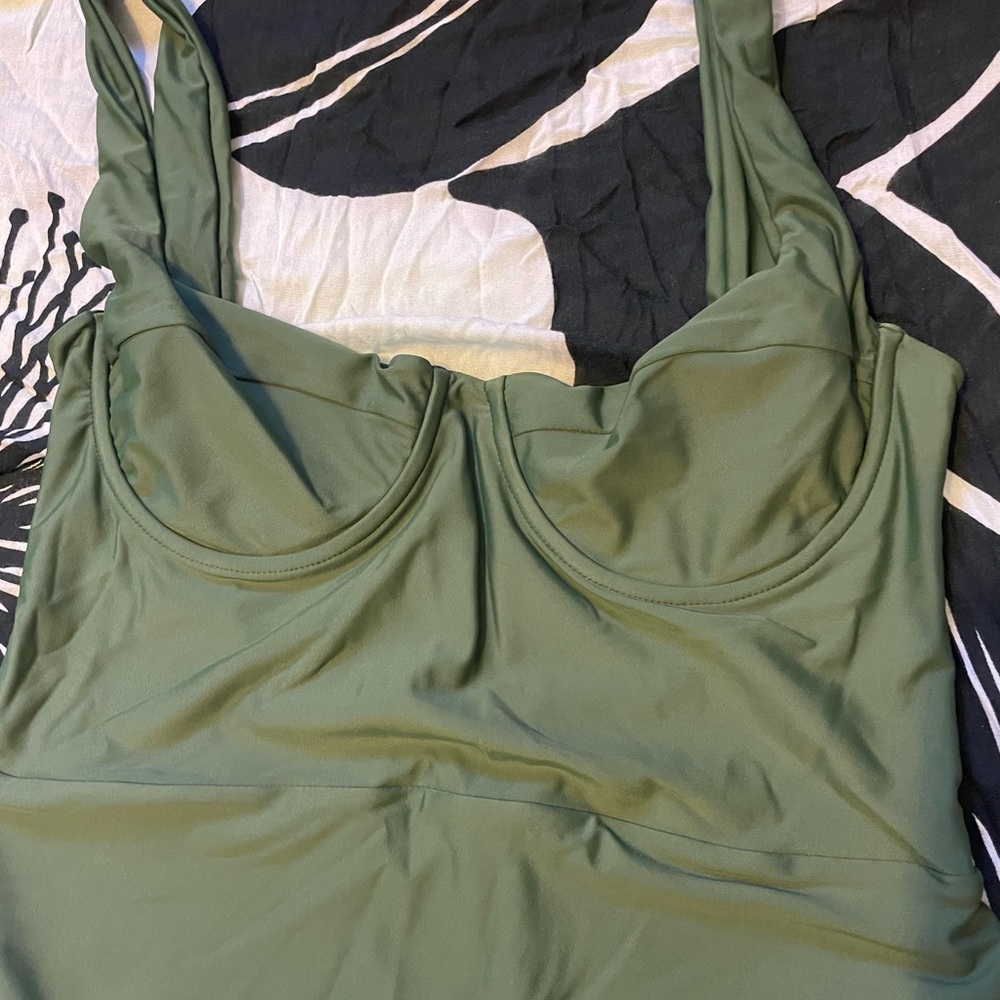 Maoi swim one piece swimsuit